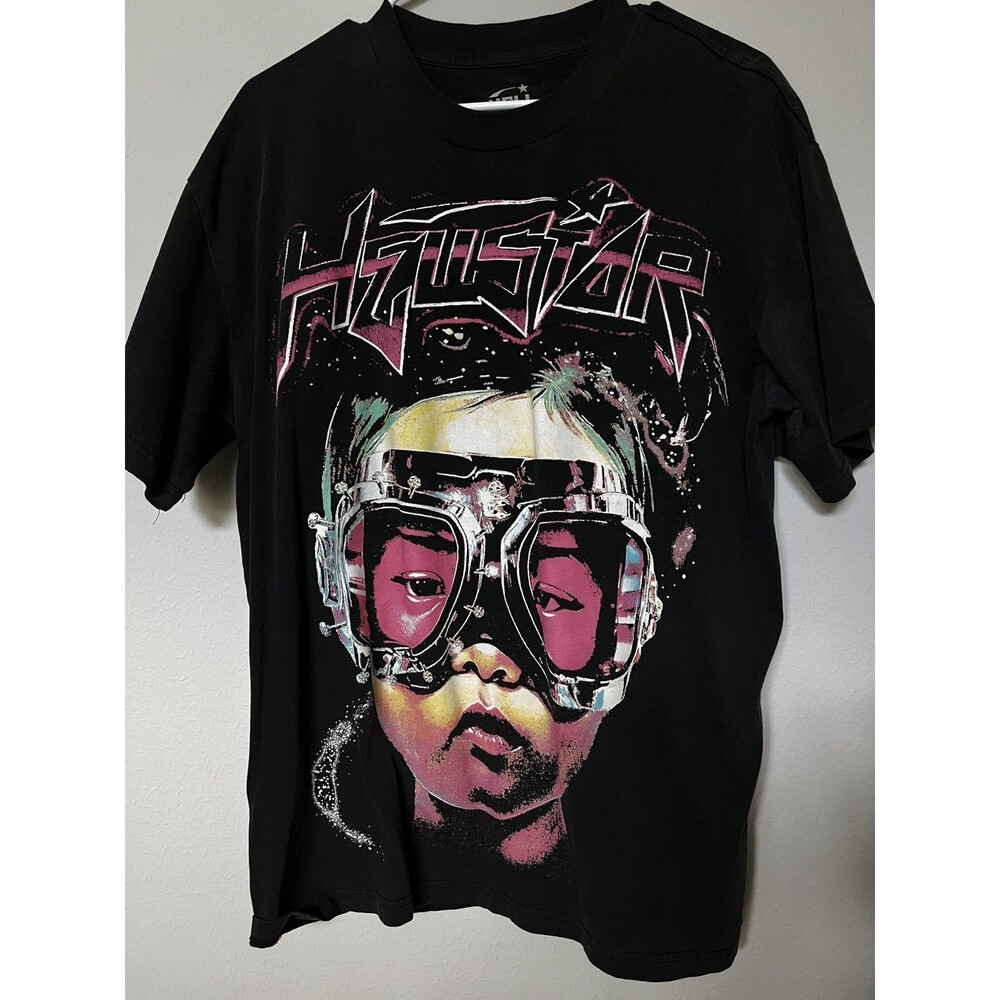 Hellstar the Future Black/Pink T-Shirt Size Small Measures Large